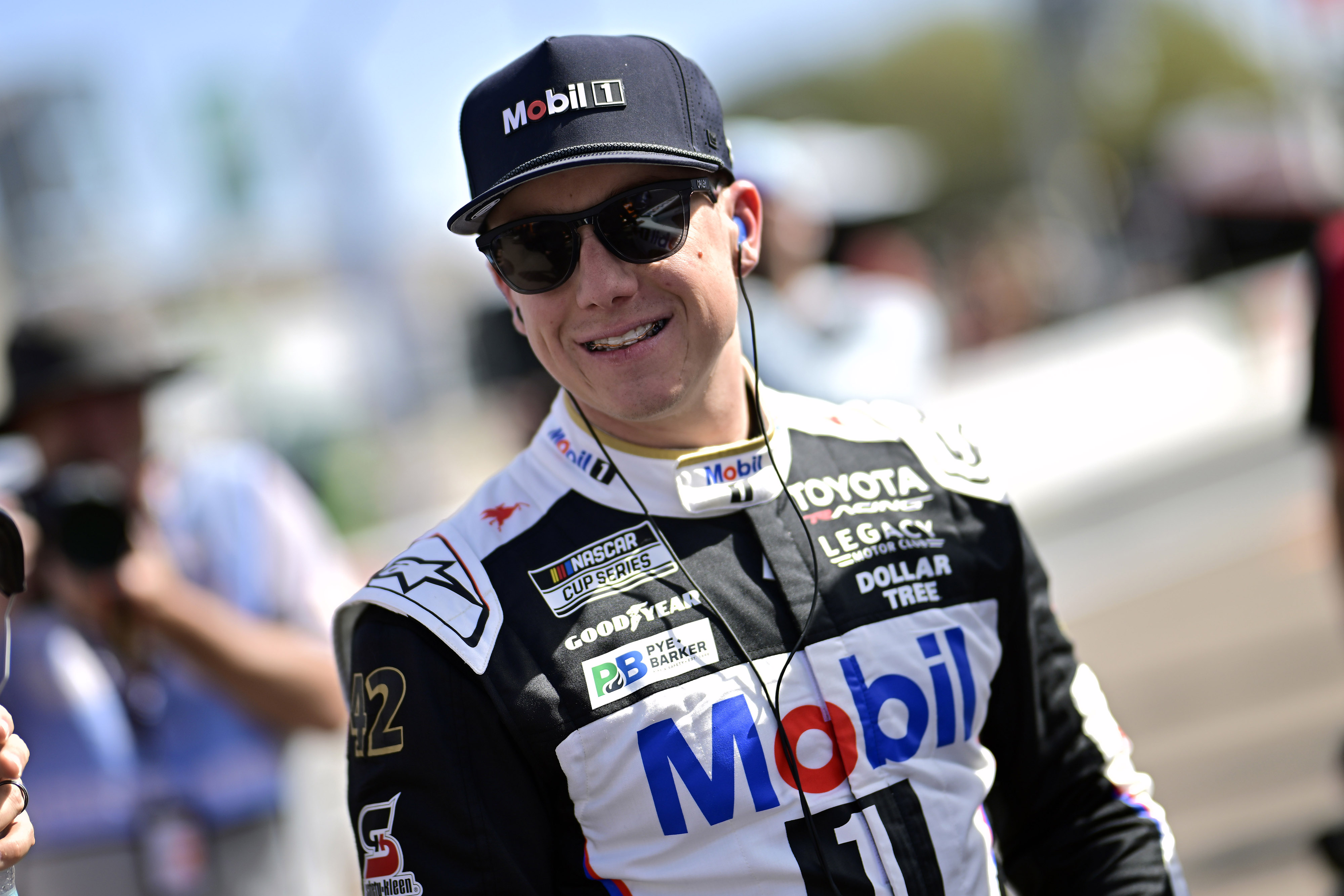 Straight Talk Wireless 500