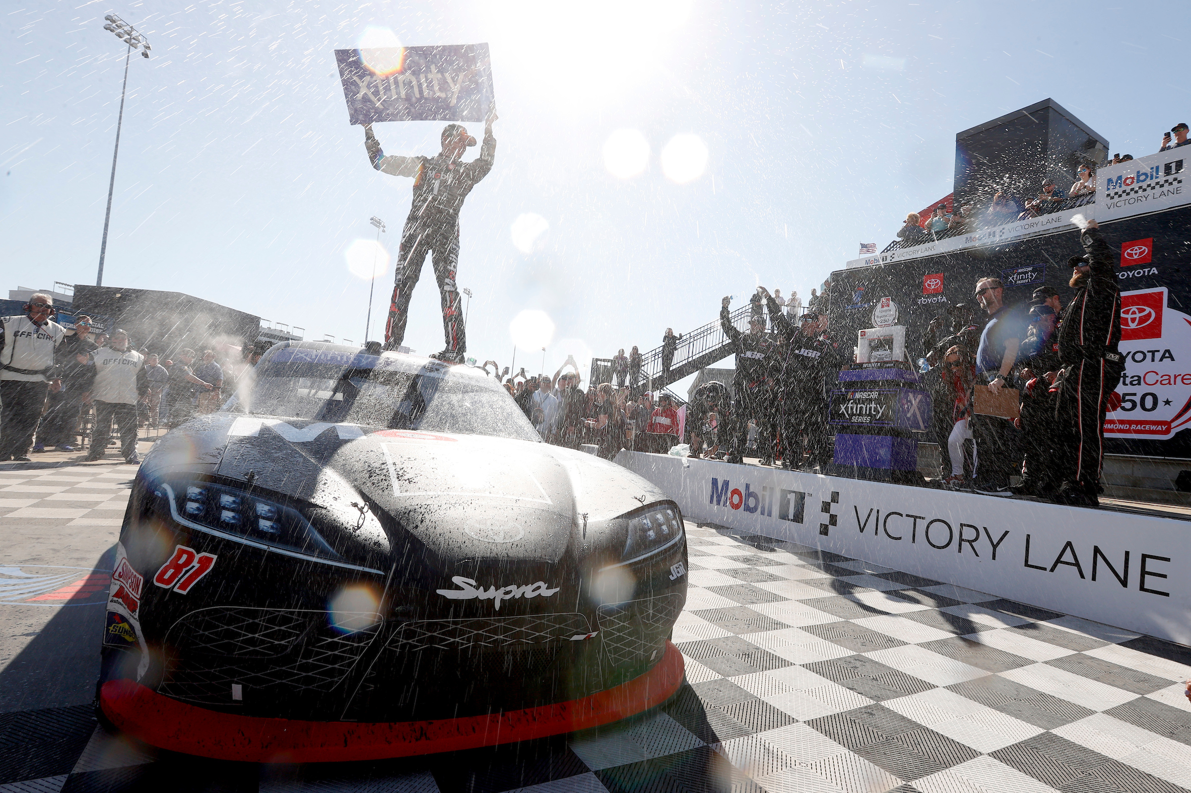 #81: Chandler Smith, Joe Gibbs Racing, Mobil 1 Toyota Supra