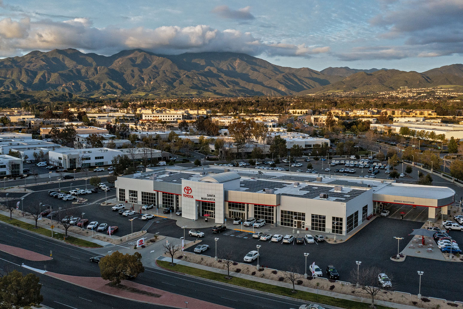 Elevated picture of the Santa Margarita Toyota dealership in California