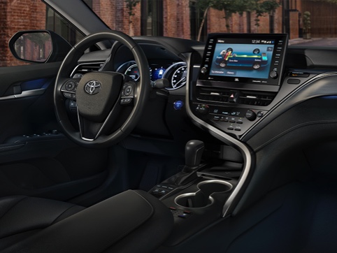 Toyota Camry Hybrid Detail